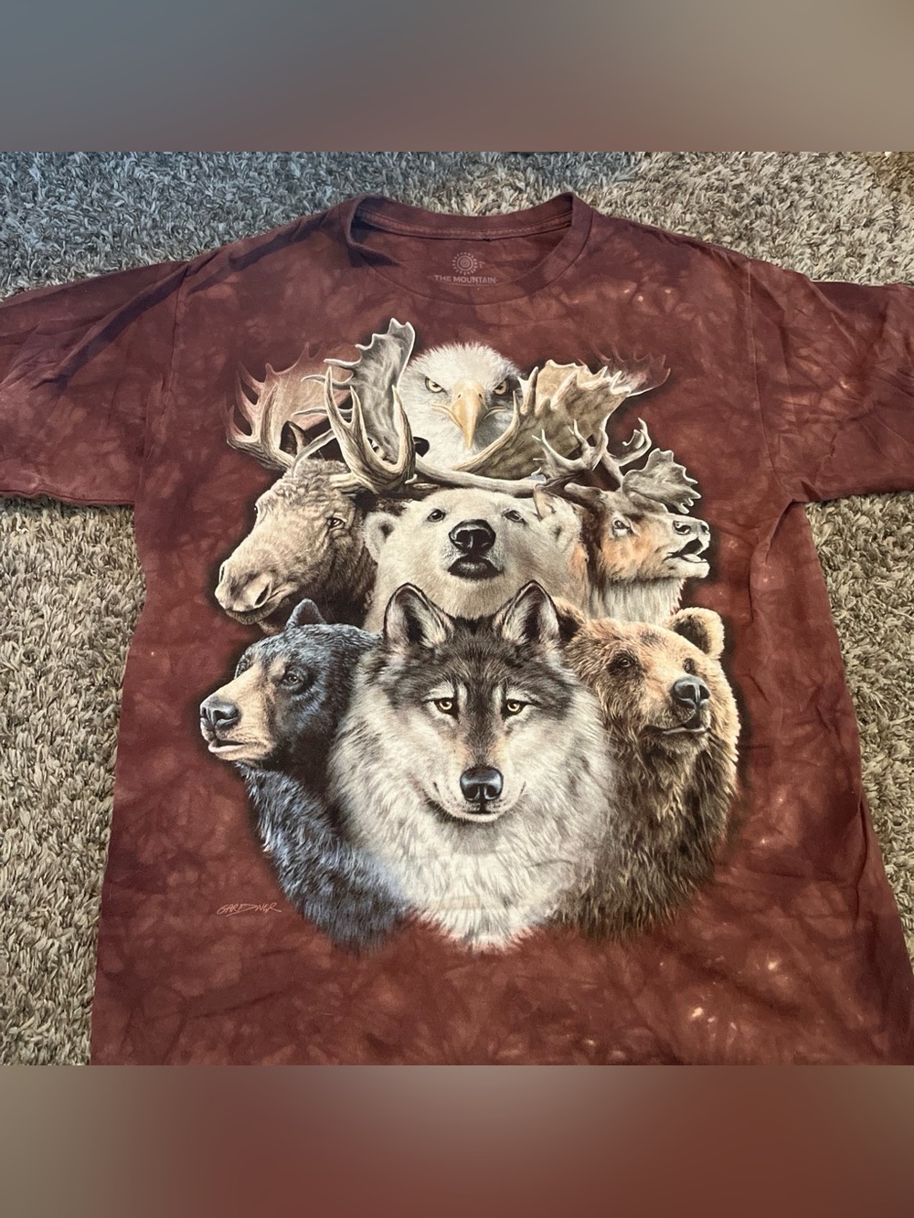 The Mountain Men’s Tie-dye Wildlife Graphic Tee